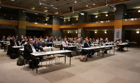 ISKAV "İKLİMLENDİRME SEKTÖRÜNÜN SÜRDÜRÜLEBİLİRLİĞİ" İÇİN BULUŞTU ISKAV "İKLİMLENDİRME SEKTÖRÜNÜN SÜRDÜRÜLEBİLİRLİĞİ" İÇİN BULUŞTU