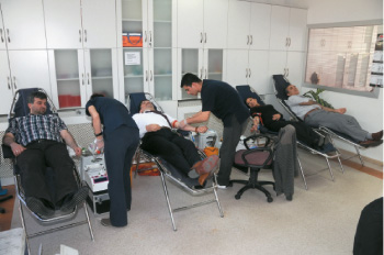 İGDAŞ Çalışanları Kızılay’a 150 Ünite Kan Bağışlıyor İGDAŞ Çalışanları Kızılay’a 150 Ünite Kan Bağışlıyor