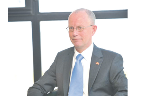 Danimarka Büyükelçisi Ole Egberg Mikkelsen: “Türkiye ve Danimarka Başarılarını Birleştirirse, Ortaya Güzel Bir Kombinasyon Çıkar” Danimarka Büyükelçisi Ole Egberg Mikkelsen: “Türkiye ve Danimarka Başarılarını Birleştirirse, Ortaya Güzel Bir Kombinasyon Çıkar”