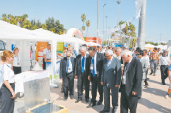 5. Güneş Enerjisi Sistemleri Sempozyumu’nda “Dünya ve Türkiye’deki Gelişmeler” Konuşuldu 5. Güneş Enerjisi Sistemleri Sempozyumu’nda “Dünya ve Türkiye’deki Gelişmeler” Konuşuldu