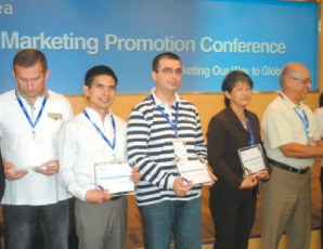 Modern Klima’ya “2011 Yılı Midea Profesyonel Distribütör” Ödülü