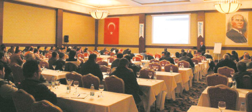 Standart Pompa 2012’nin İlk Tanıtım Toplantısını Denizli’de Yaptı Standart Pompa 2012’nin İlk Tanıtım Toplantısını Denizli’de Yaptı