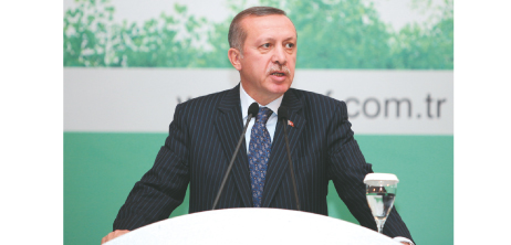 Başbakan Erdoğan UEVF 2012’yi Ziyaret Etti,  Beyaz Eşya Üreticilerine Teşekkür Plaketi Verdi