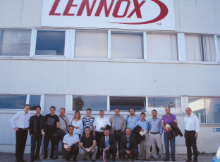 Form Şirketler Grubu’ndan Lennox’un Fransa Fabrikasına Gezi Form Şirketler Grubu’ndan Lennox’un Fransa Fabrikasına Gezi