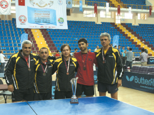 10. Kuruluşlar Arası Masa Tenisi Türkiye Şampiyonası’ndan İzocam’a Ödül