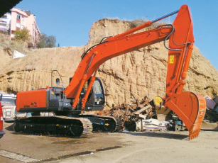 Ankara’da İş Makinesi Doğalgaz Hattına Zarar Verdi Ankara’da İş Makinesi Doğalgaz Hattına Zarar Verdi