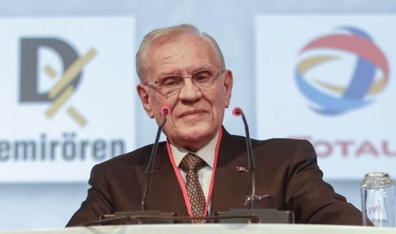 Erdoğan Demirören Hayatını Kaybetti Erdoğan Demirören Hayatını Kaybetti