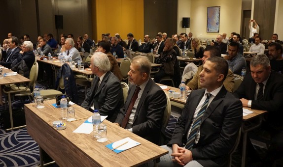 TESİDER İkinci Yılını Kutladı TESİDER İkinci Yılını Kutladı