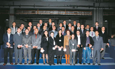 Alarko Çalışanları “Geleneksel Alarko Günü”nde Bir Araya Geldi Alarko Çalışanları “Geleneksel Alarko Günü”nde Bir Araya Geldi