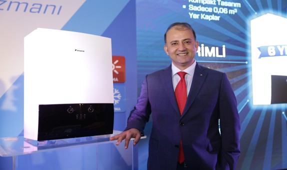 DAİKİN 'EN KÜÇÜK KOMBİ' İLE ISITMADA DA LİDERLİĞİ HEDEFLİYOR