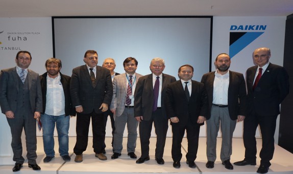 FUHA İSTANBUL UZMAN GÜNLERİ'NİN MART AYI KONUŞMACISI RONALD E. JARNAGİN OLDU