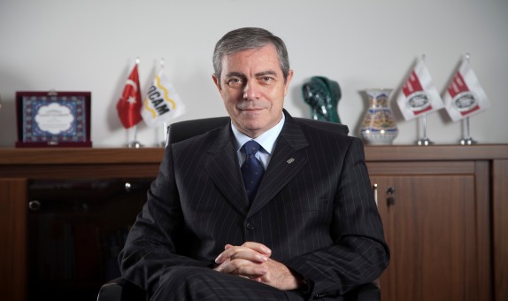 İzocam Genel Müdürü A. Nuri Bulut: "5 Yıl İçerisinde 100 Milyon Liralık Yatırım Planlıyoruz" İzocam Genel Müdürü A. Nuri Bulut: "5 Yıl İçerisinde 100 Milyon Liralık Yatırım Planlıyoruz"
