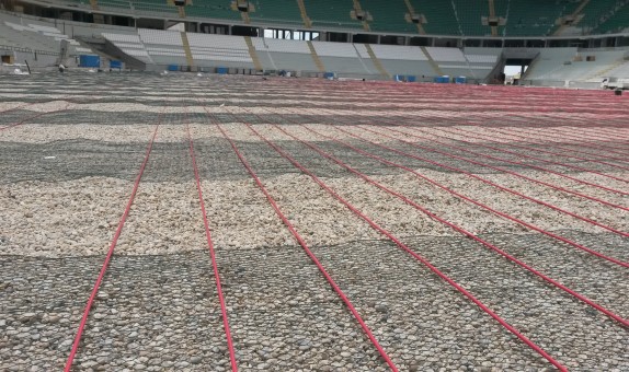Konyaspor'un Yeni Stadyumu'nun Zemininde Danfoss-DEVI Teknolojisi Kullanıldı Konyaspor'un Yeni Stadyumu'nun Zemininde Danfoss-DEVI Teknolojisi Kullanıldı
