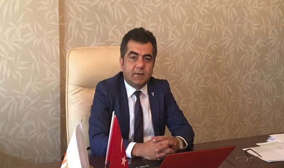 ÜNTES YÖNETİM KURULU BAŞKANI MEHMET ŞANAL: "HİSENSE VRF KLİMA SİSTEMLERİ İLE VRF PAZARINDA DA SES GETİRECEĞİZ" ÜNTES YÖNETİM KURULU BAŞKANI MEHMET ŞANAL: "HİSENSE VRF KLİMA SİSTEMLERİ İLE VRF PAZARINDA DA SES GETİRECEĞİZ"
