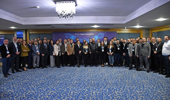 Yapıloji Satış Ekibi Toplantısını Bursa'da Gerçekleştirdi Yapıloji Satış Ekibi Toplantısını Bursa'da Gerçekleştirdi