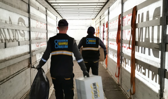 İzocam, Afet Bölgelerindeki Çadır Kentlere Yalıtım Malzemesi Desteğine Başladı