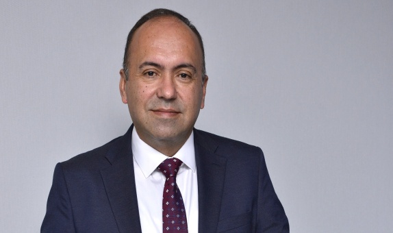 Pazarlamadan Sorumlu Genel Müdür Yardımcısı Ufuk Atan: "Gelecekte, Daha Akıllı ve Çevreye Daha Duyarlı Isıtma Çözümleri Öne Çıkacak" Pazarlamadan Sorumlu Genel Müdür Yardımcısı Ufuk Atan: "Gelecekte, Daha Akıllı ve Çevreye Daha Duyarlı Isıtma Çözümleri Öne Çıkacak"