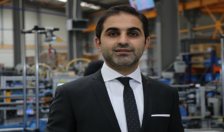 ESKA Genel Müdür yardımcısı Murat Çalapkulu; 'Ultrasonik Akıllı Doğalgaz Sayacı, tüketicilere gerçek zamanlı bilgi sağlayarak enerji tüketimini optimize etmelerine yardımcı oluyor.' ESKA Genel Müdür yardımcısı Murat Çalapkulu; 'Ultrasonik Akıllı Doğalgaz Sayacı, tüketicilere gerçek zamanlı bilgi sağlayarak enerji tüketimini optimize etmelerine yardımcı oluyor.'