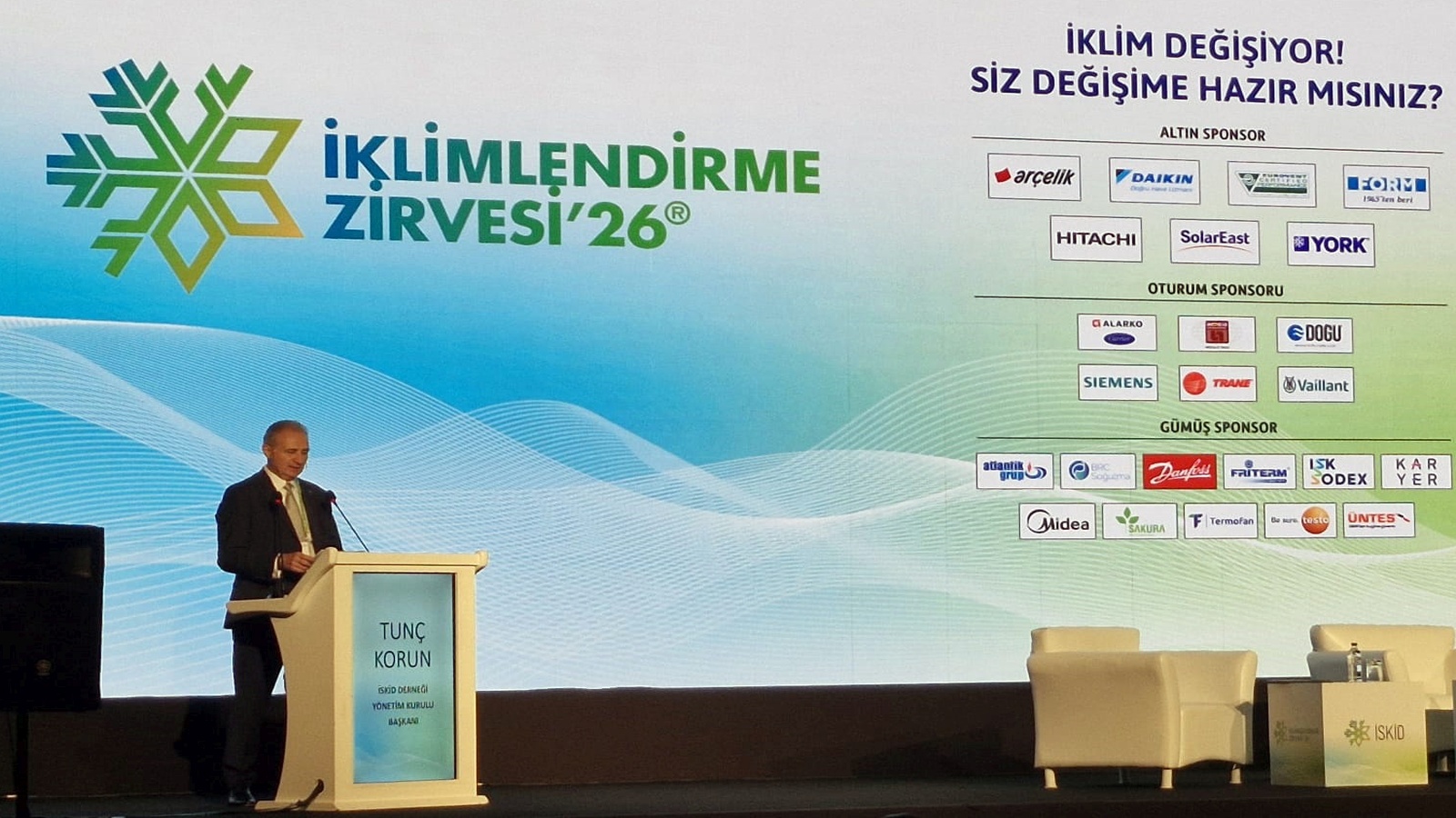 Tunç Korun; "İklimlendirme Zirvesi'ni yalnızca bir konferans olarak değil, ortak akıl platformu olarak görüyoruz." Tunç Korun; "İklimlendirme Zirvesi'ni yalnızca bir konferans olarak değil, ortak akıl platformu olarak görüyoruz."
