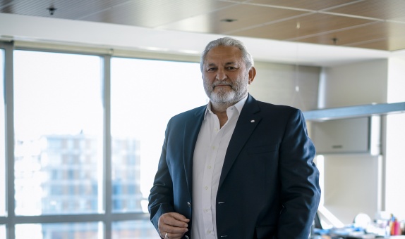 Erensan CEO'su Ali Eren: 'Devlet ihracata değil, ihracat içindeki yerli katma değere teşvik vermeli' Erensan CEO'su Ali Eren: 'Devlet ihracata değil, ihracat içindeki yerli katma değere teşvik vermeli'