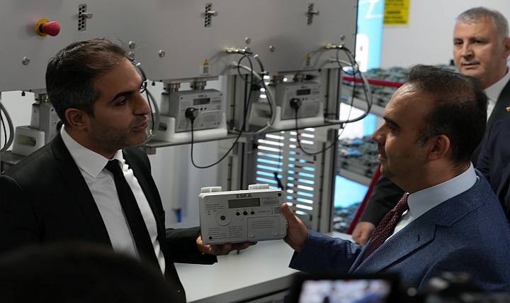 Eska, Akıllı Doğalgaz Sayacını Sanayi ve Teknoloji Bakanı Kacır'a Tanıttı Eska, Akıllı Doğalgaz Sayacını Sanayi ve Teknoloji Bakanı Kacır'a Tanıttı