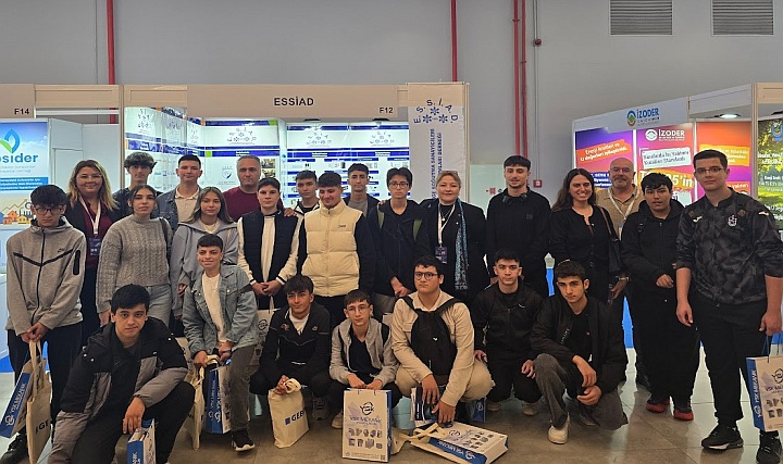 ESSİAD, ISK-SODEX 2025'te Stand Ziyaretçileriyle Öne Çıktı