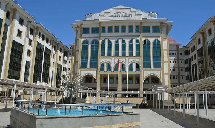 Form MHI Klima Sistemleri ile Antalya Adalet Sarayı'nda İklimlendirme Konforunu Artıyor Form MHI Klima Sistemleri ile Antalya Adalet Sarayı'nda İklimlendirme Konforunu Artıyor