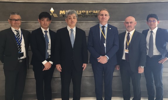 FORM'dan Japonya Çıkarması