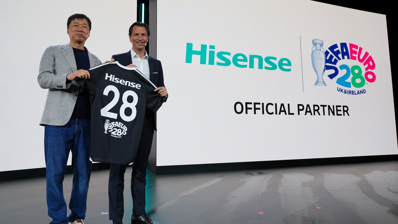 Hisense, UEFA ile Uzun Soluklu Ortaklığını Uzatarak UEFA EURO 2028'in Resmi Sponsoru Oldu Hisense, UEFA ile Uzun Soluklu Ortaklığını Uzatarak UEFA EURO 2028'in Resmi Sponsoru Oldu