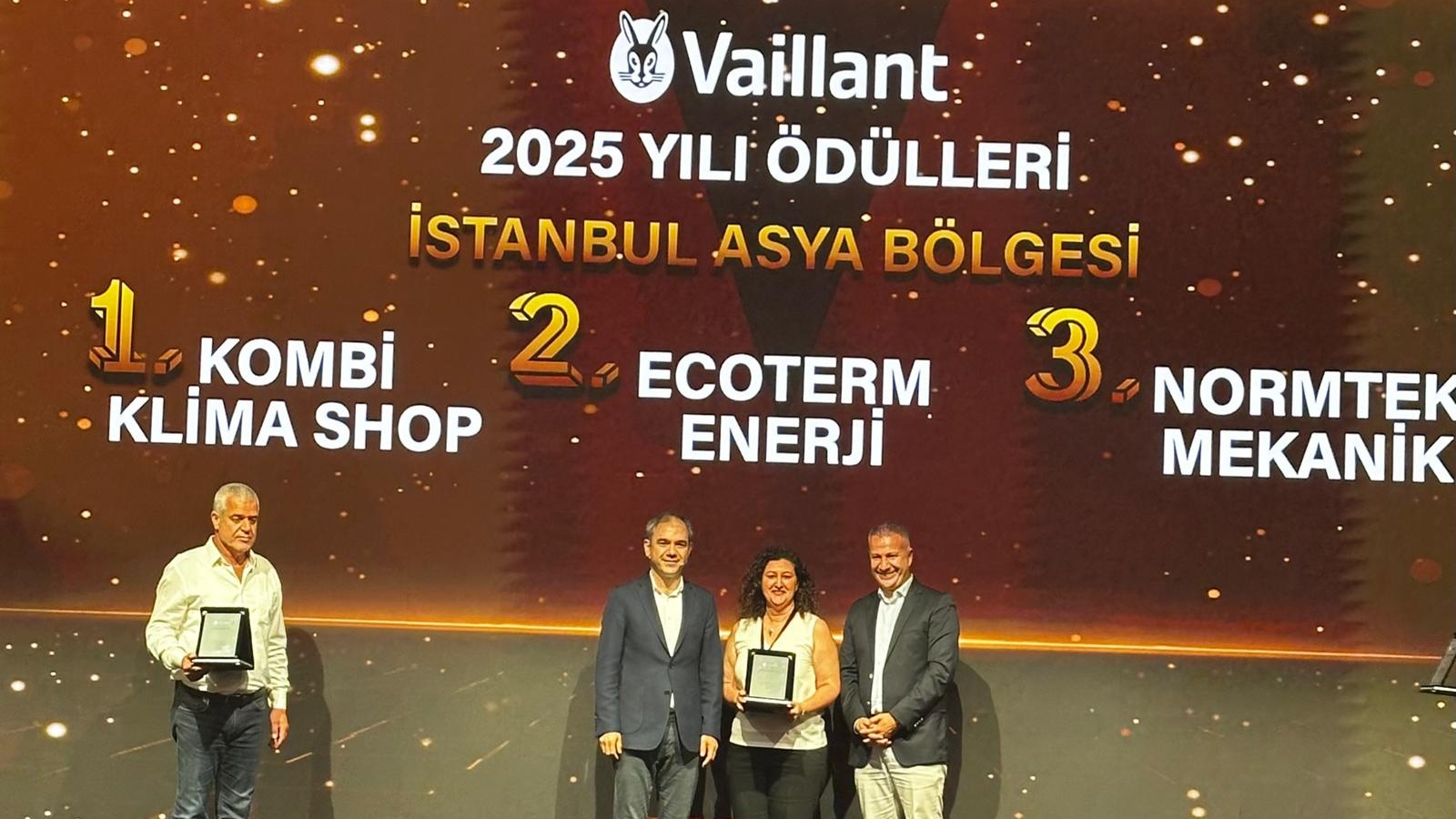 Kombi Klima Shop, Vaillant'tan iki önemli başarı ödülü aldı Kombi Klima Shop, Vaillant'tan iki önemli başarı ödülü aldı