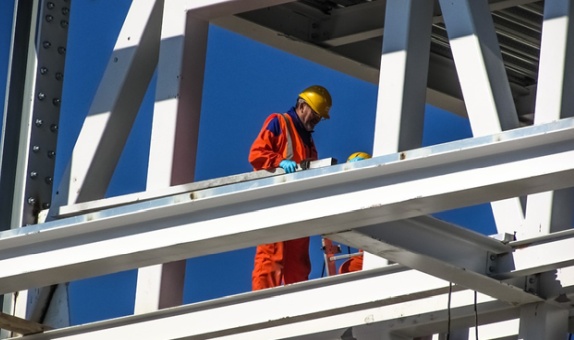 Şantiyede İş Güvenliği için Kişisel Koruyucu Ekipmanlar Şantiyede İş Güvenliği için Kişisel Koruyucu Ekipmanlar