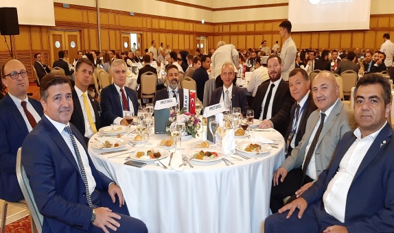 SOSİAD Geleneksel Soğutmacılar Yemeği Yoğun Katılımla Düzenlendi SOSİAD Geleneksel Soğutmacılar Yemeği Yoğun Katılımla Düzenlendi