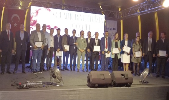 SOSİAD Geleneksel Soğutmacılar Yemeği'nin Altıncısı Yoğun Katılımla Gerçekleşti SOSİAD Geleneksel Soğutmacılar Yemeği'nin Altıncısı Yoğun Katılımla Gerçekleşti
