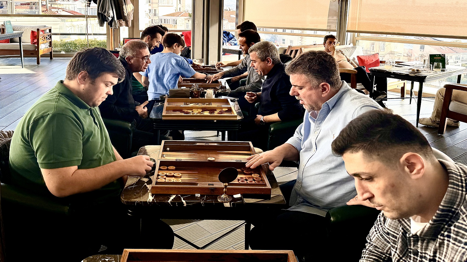 SOSİAD Üyeleri 10. Geleneksel Tavla Turnuvasında Buluştu SOSİAD Üyeleri 10. Geleneksel Tavla Turnuvasında Buluştu