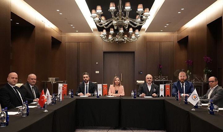 Tesis Yönetim Derneği Nazlı Uzunlar Liderliğinde İlk YK Toplantısını Yaptı Tesis Yönetim Derneği Nazlı Uzunlar Liderliğinde İlk YK Toplantısını Yaptı