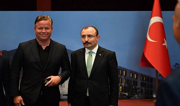 Türkiye Cumhuriyeti Ticaret Bakanı, Wilo Grup ile Görüş Alışverişinde Bulundu Türkiye Cumhuriyeti Ticaret Bakanı, Wilo Grup ile Görüş Alışverişinde Bulundu