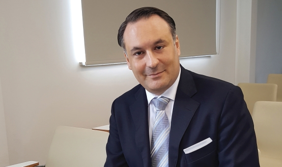 Aldağ A.Ş. Yönetim Kurulu Başkan Vekili Rebii Dağoğlu: 'Aldağ'daki Değişim Sektöre de Yansıyacak' Aldağ A.Ş. Yönetim Kurulu Başkan Vekili Rebii Dağoğlu: 'Aldağ'daki Değişim Sektöre de Yansıyacak'