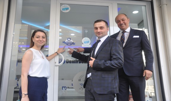 DemirDöküm'den Müşteri Memnuniyeti Mükemmellik Ödülü DemirDöküm'den Müşteri Memnuniyeti Mükemmellik Ödülü